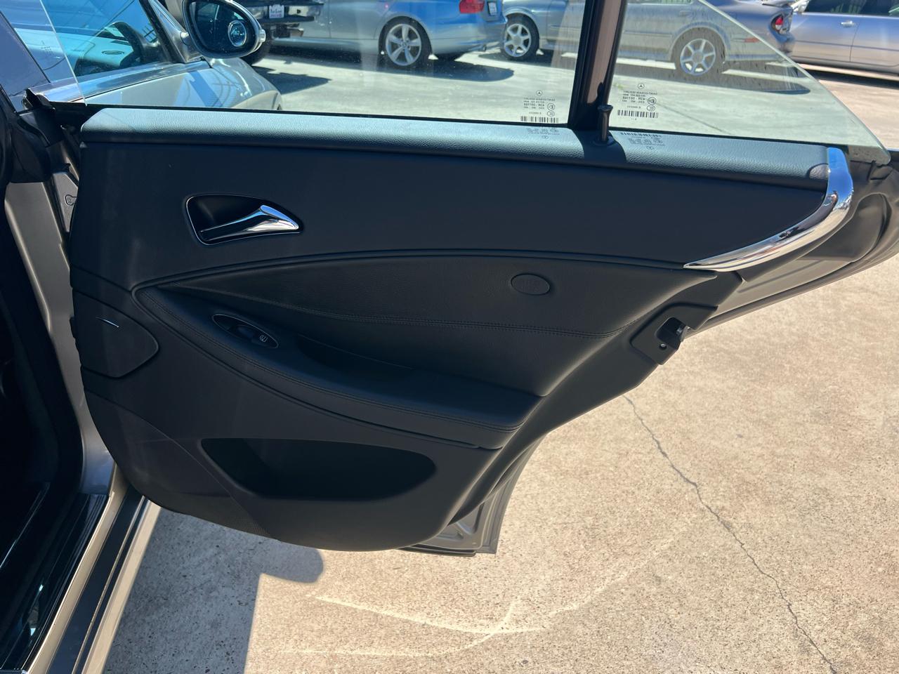 Mercedes-Benz CLS-Class CLS500 4-Door Coupe 2006