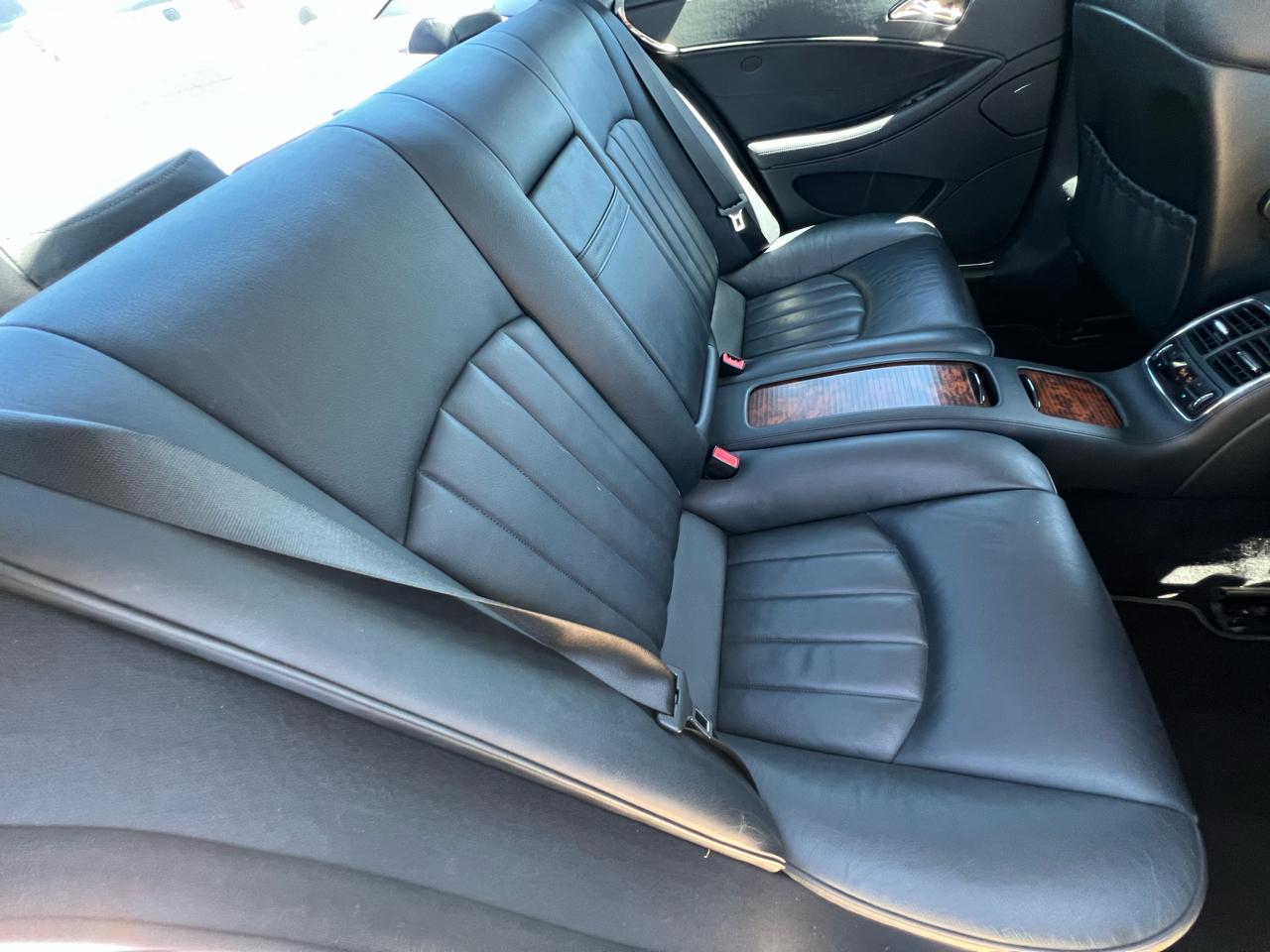 Mercedes-Benz CLS-Class CLS500 4-Door Coupe 2006