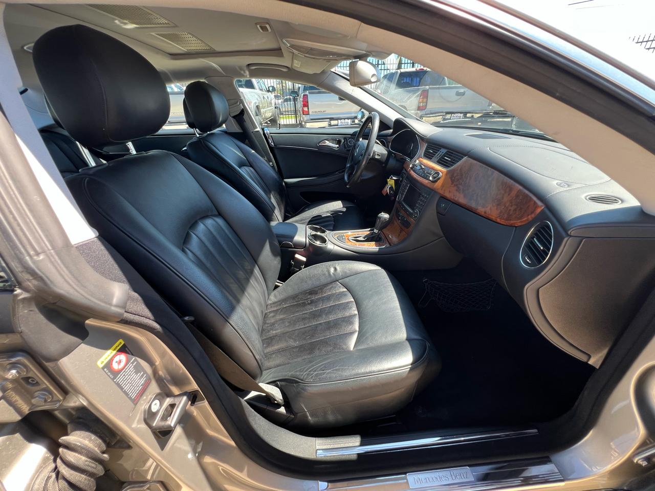 Mercedes-Benz CLS-Class CLS500 4-Door Coupe 2006