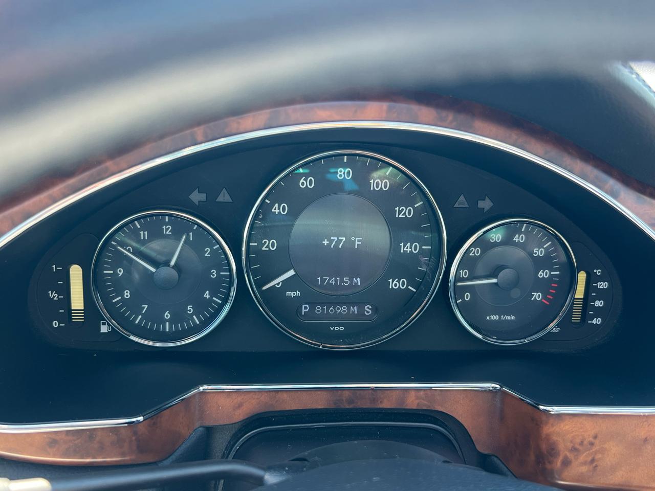 Mercedes-Benz CLS-Class CLS500 4-Door Coupe 2006