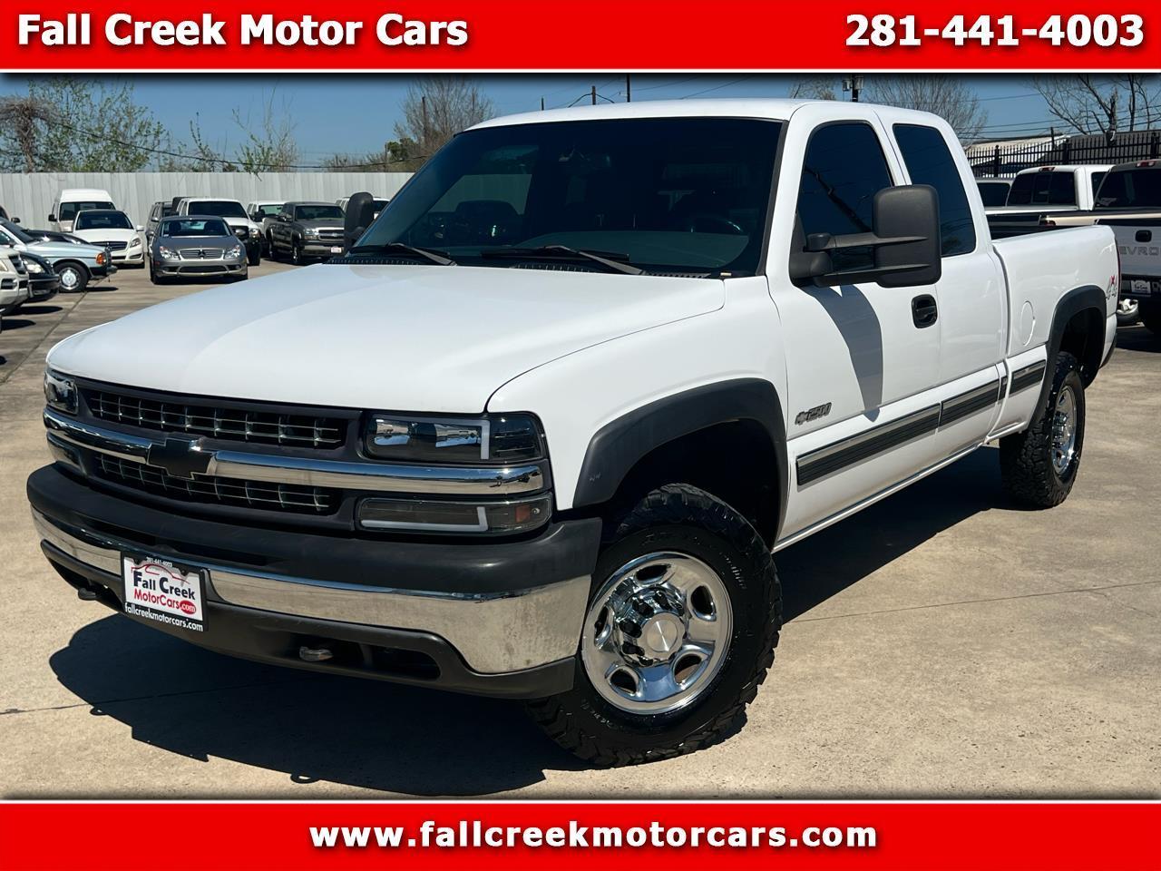 2002 Chevrolet Silverado 2500 LT Ext. Cab 4-Door Short Bed 4WD