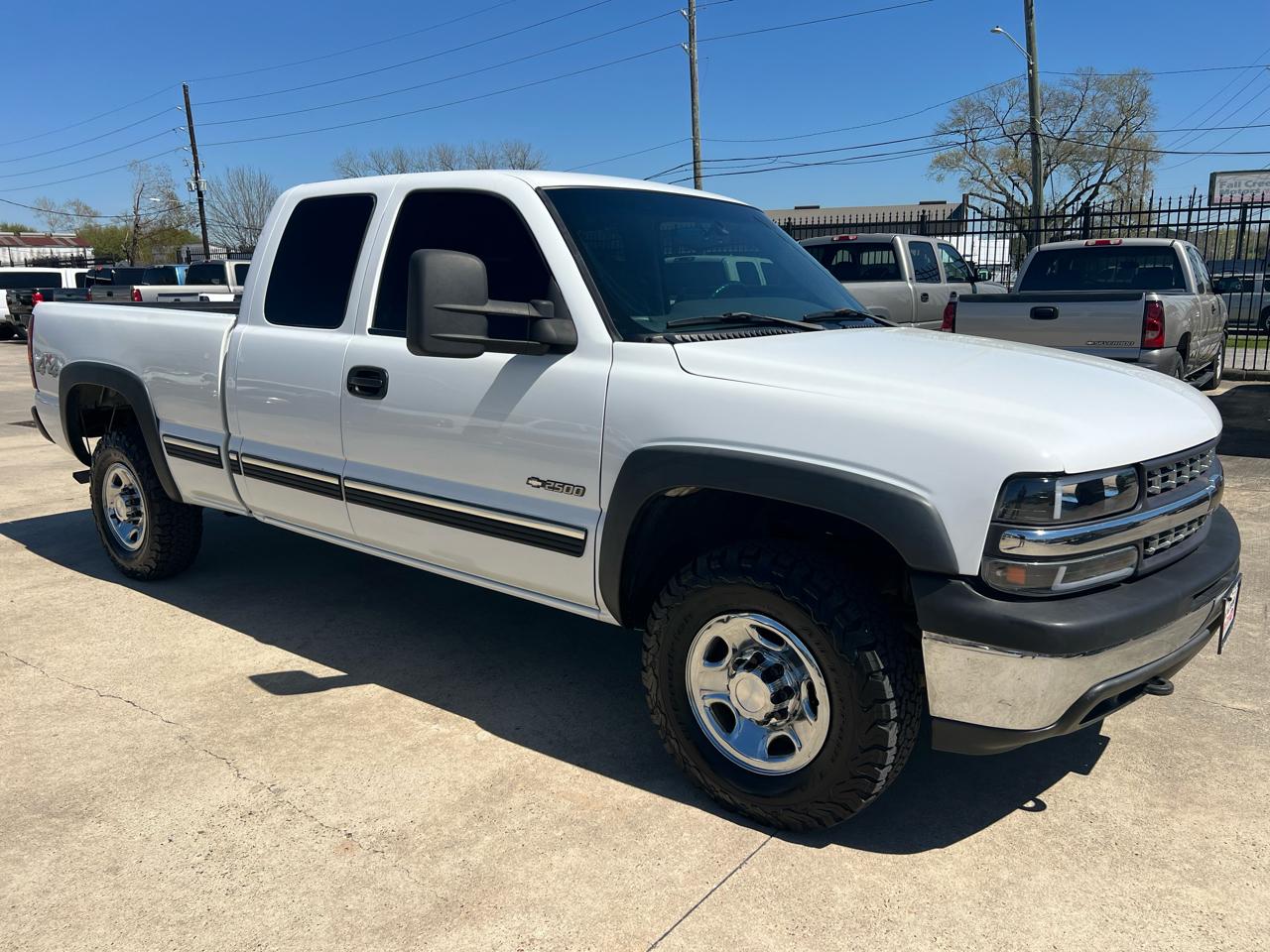 Chevrolet Silverado 2500 LT Ext. Cab 4-Door Short Bed 4WD 2002