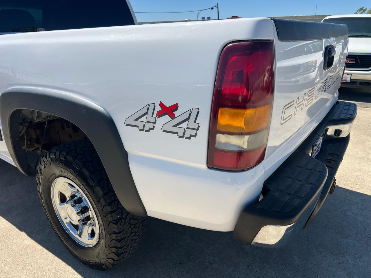 Chevrolet Silverado 2500 LT Ext. Cab 4-Door Short Bed 4WD 2002