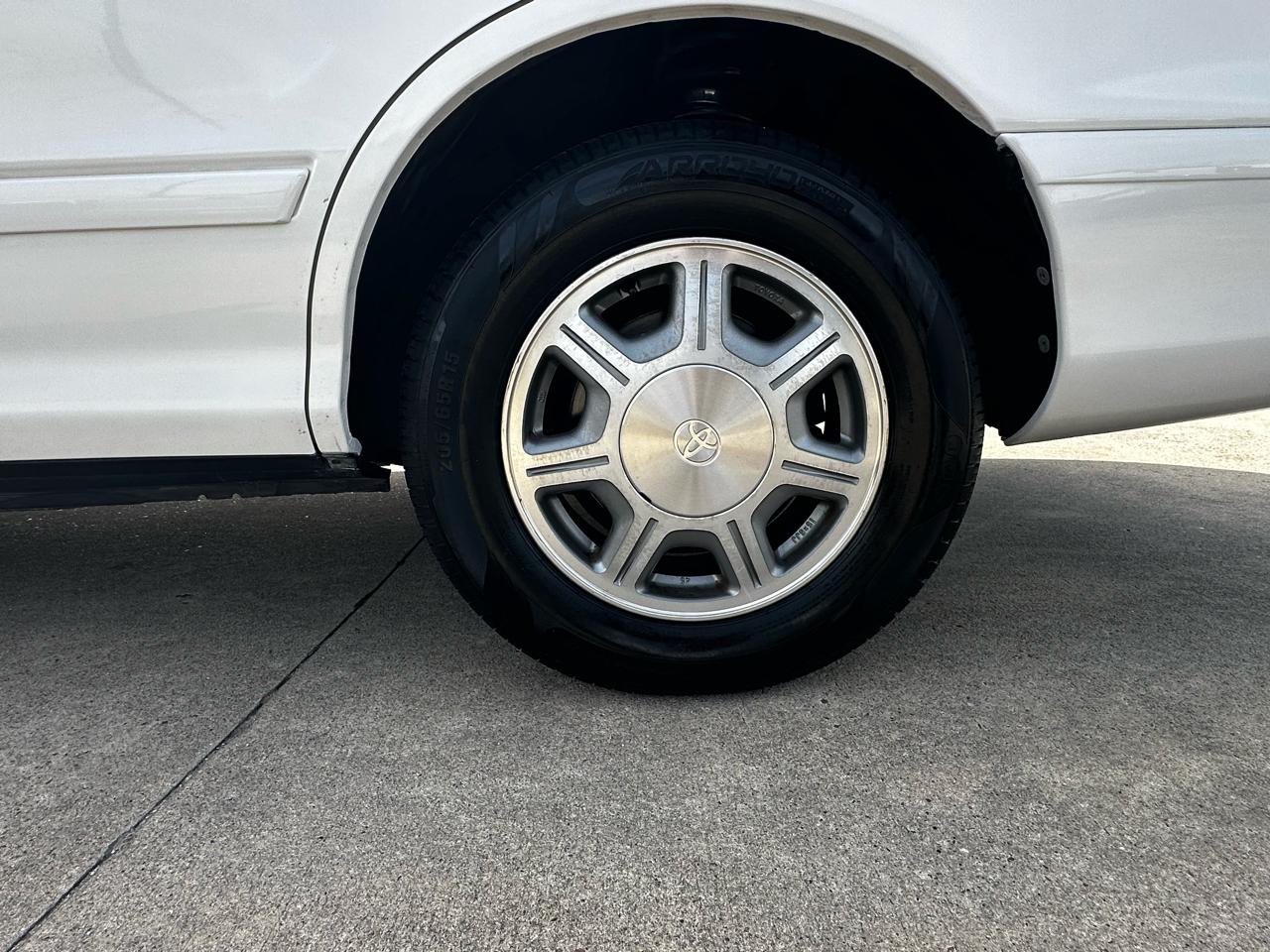 Toyota Avalon XLS 1995