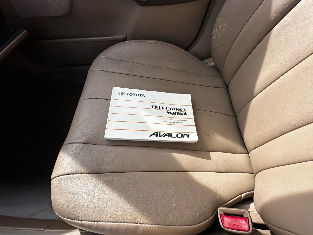 Toyota Avalon XLS 1995