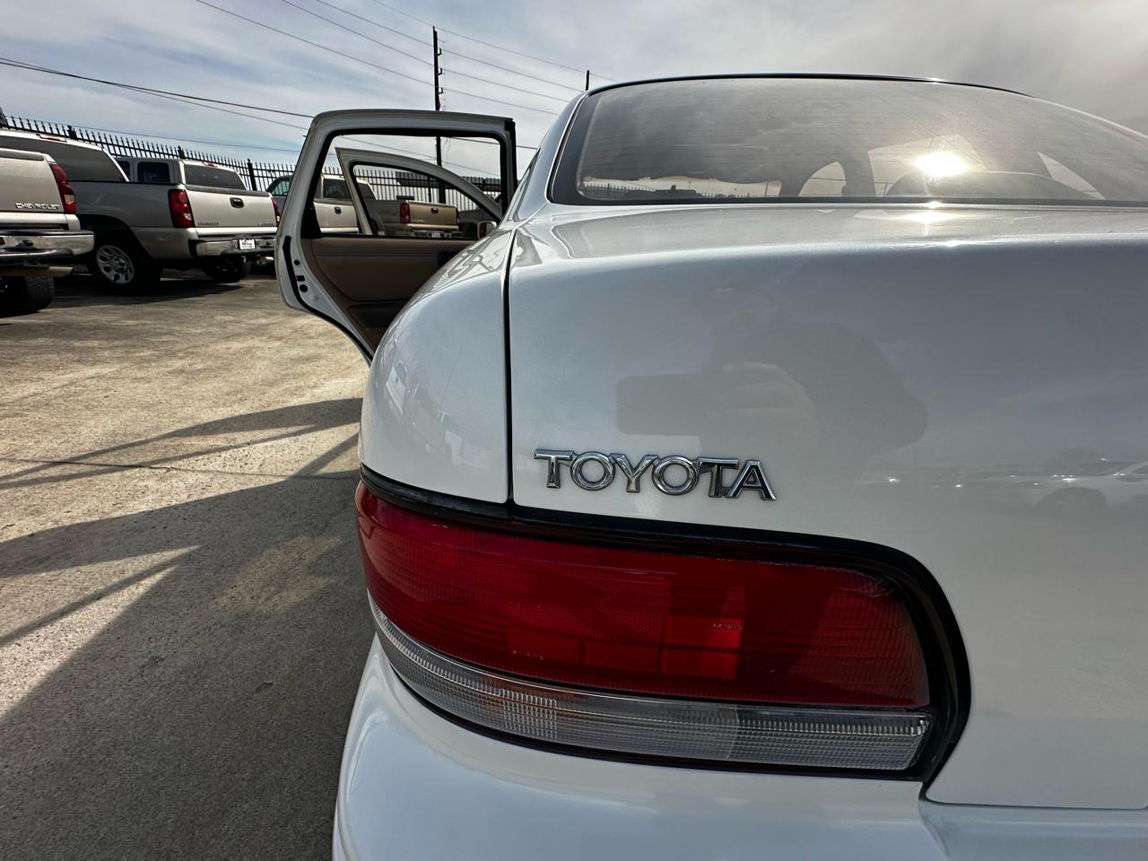 Toyota Avalon XLS 1995