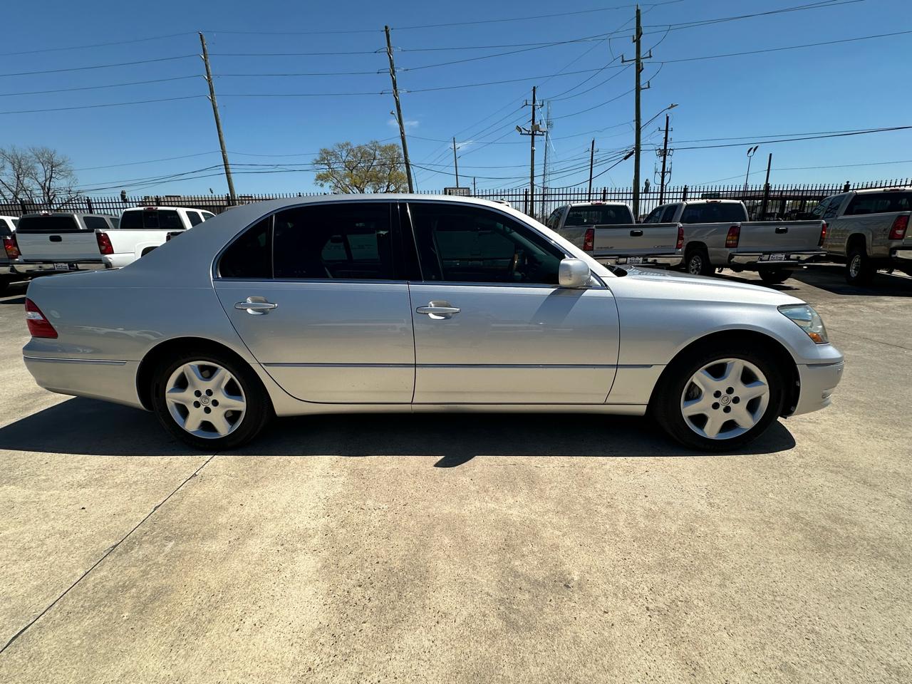 Lexus LS 430 Sedan 2004
