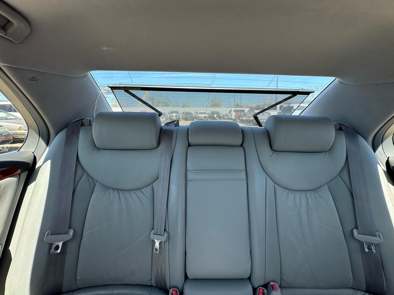 Lexus LS 430 Sedan 2004