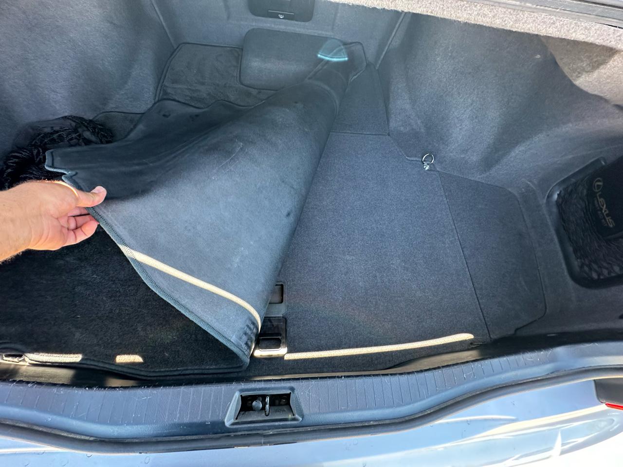 Lexus LS 430 Sedan 2004