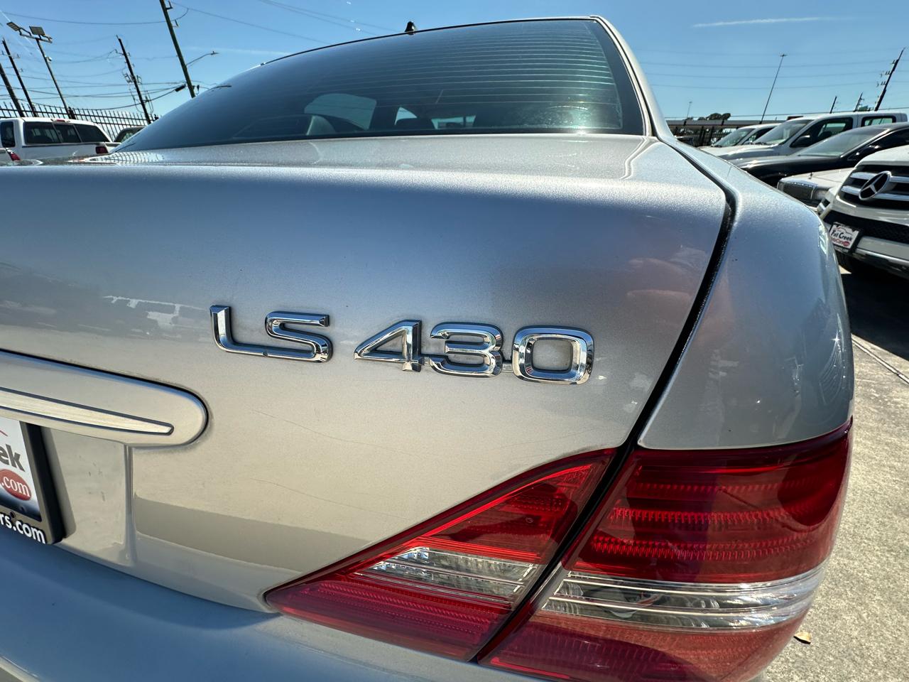 Lexus LS 430 Sedan 2004