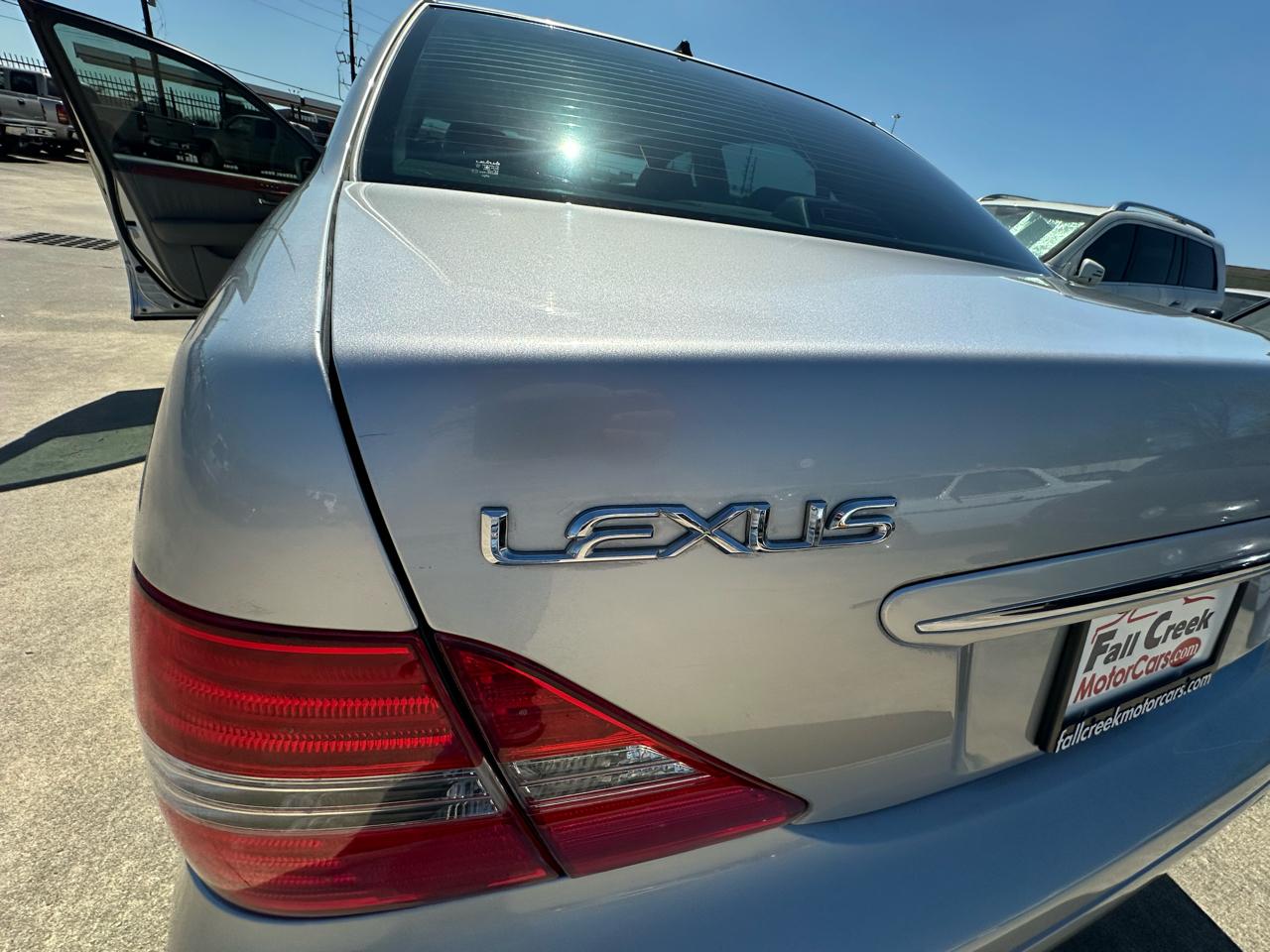 Lexus LS 430 Sedan 2004