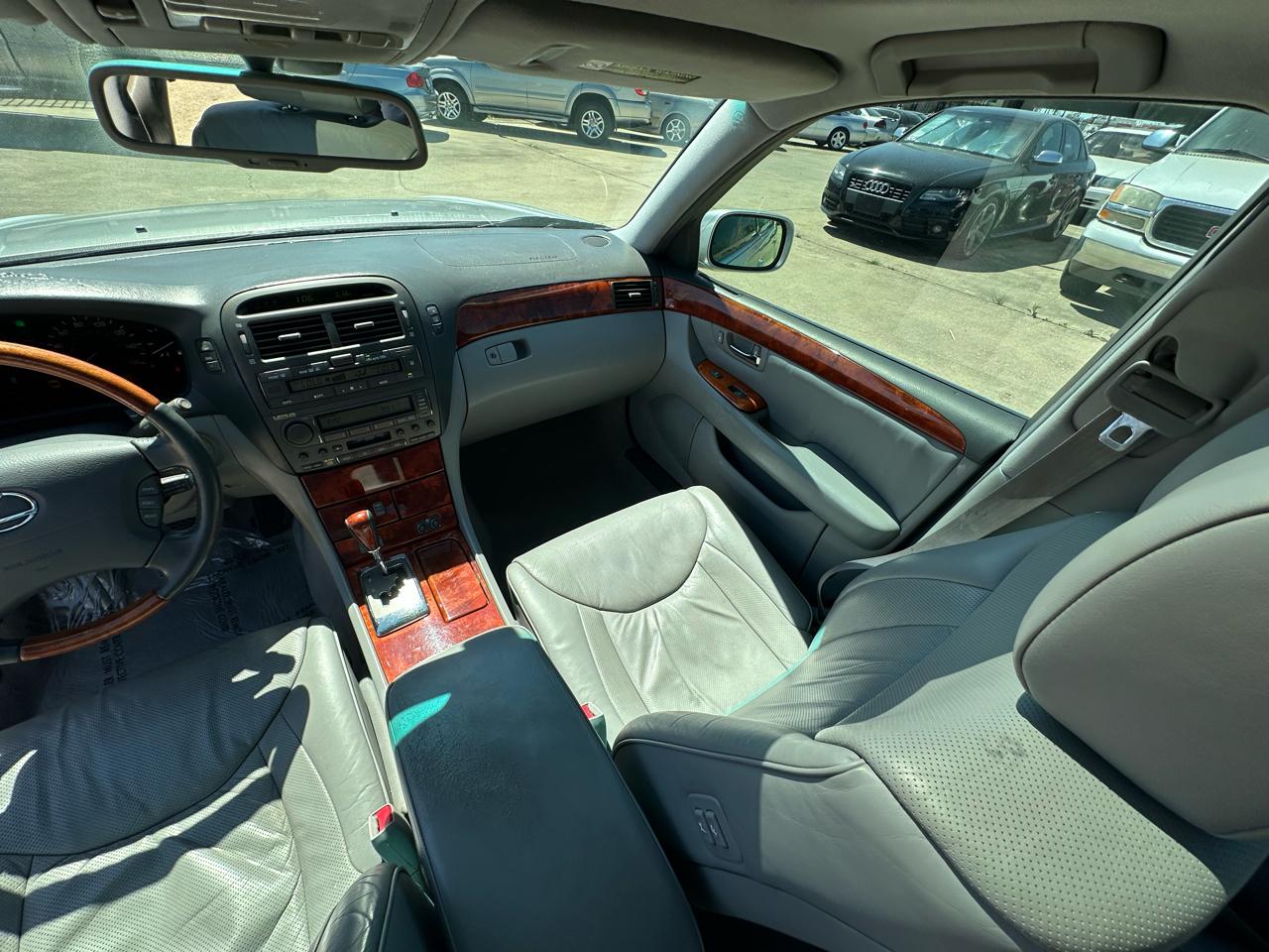 Lexus LS 430 Sedan 2004