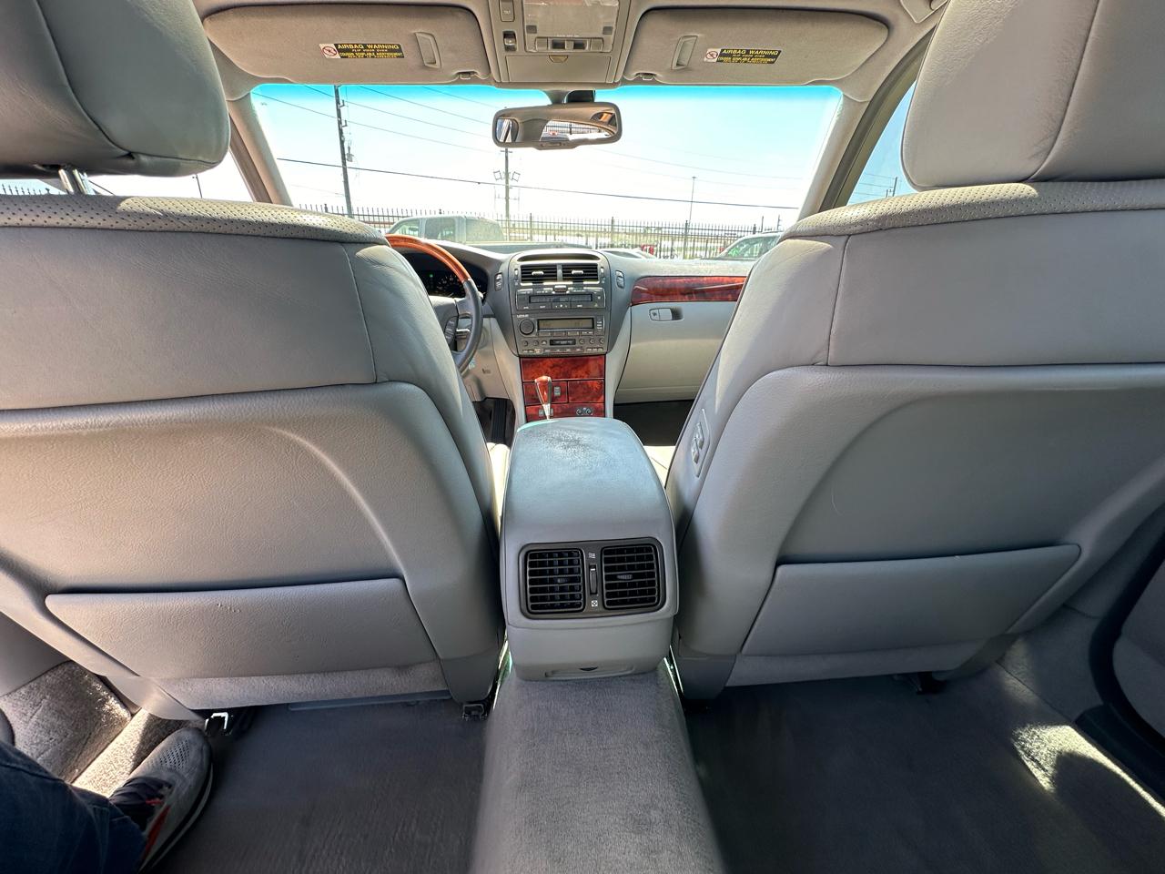 Lexus LS 430 Sedan 2004