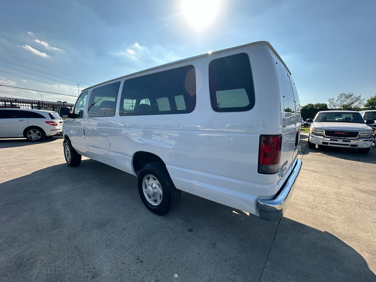 Ford Econoline E-350 Extended 2006