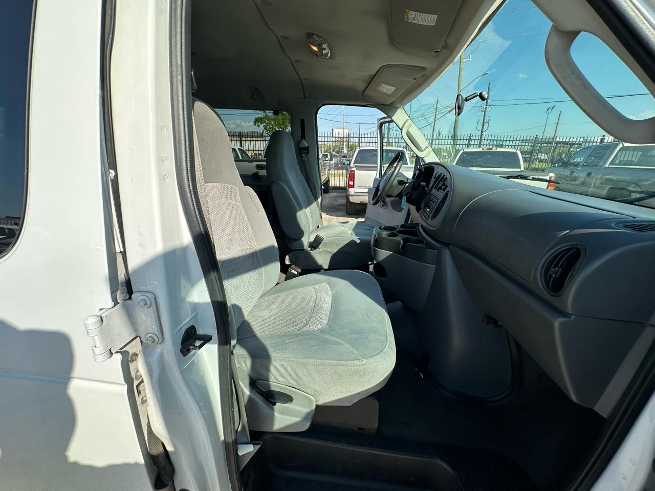 Ford Econoline E-350 Extended 2006