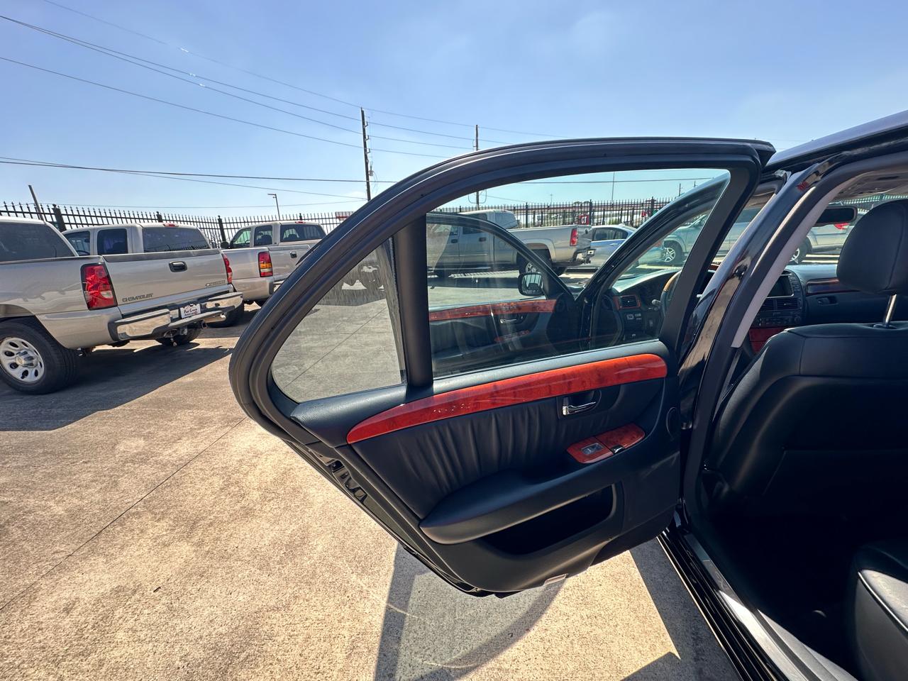 Lexus LS 430 Sedan 2006