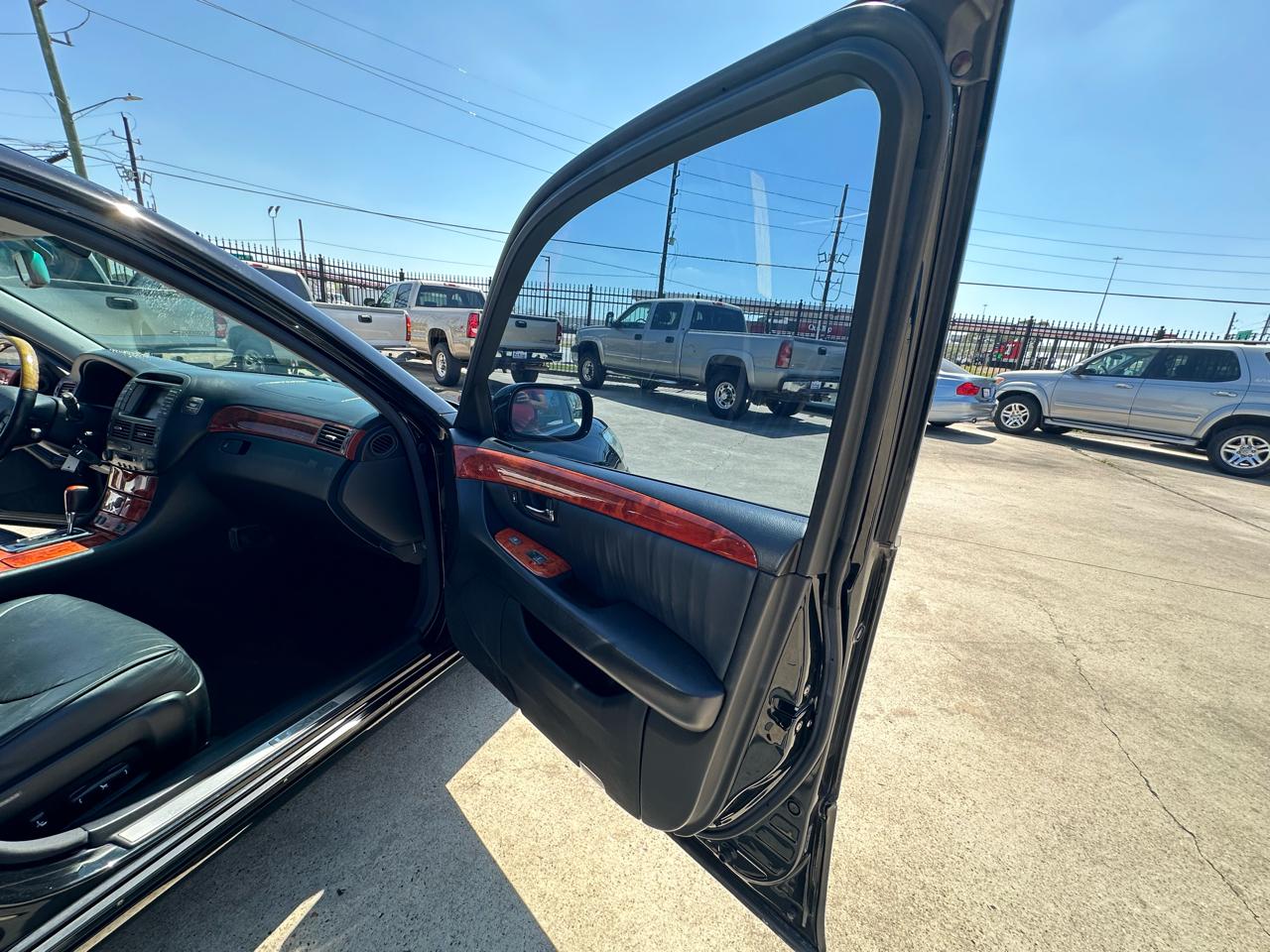 Lexus LS 430 Sedan 2006