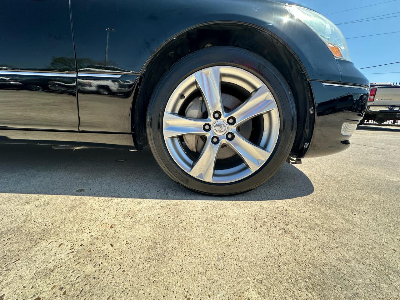 Lexus LS 430 Sedan 2006