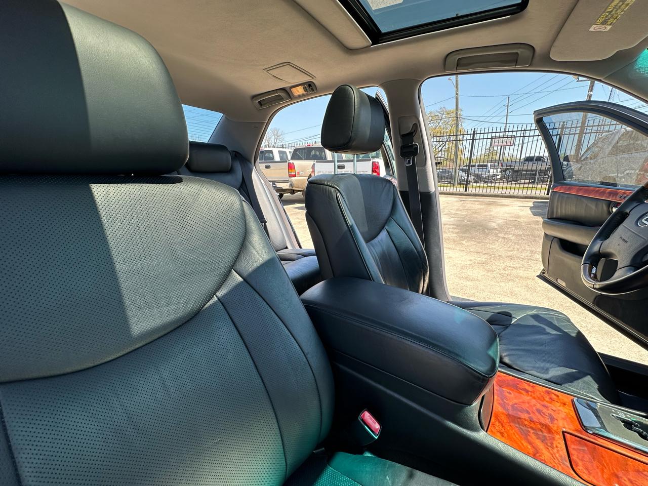 Lexus LS 430 Sedan 2006