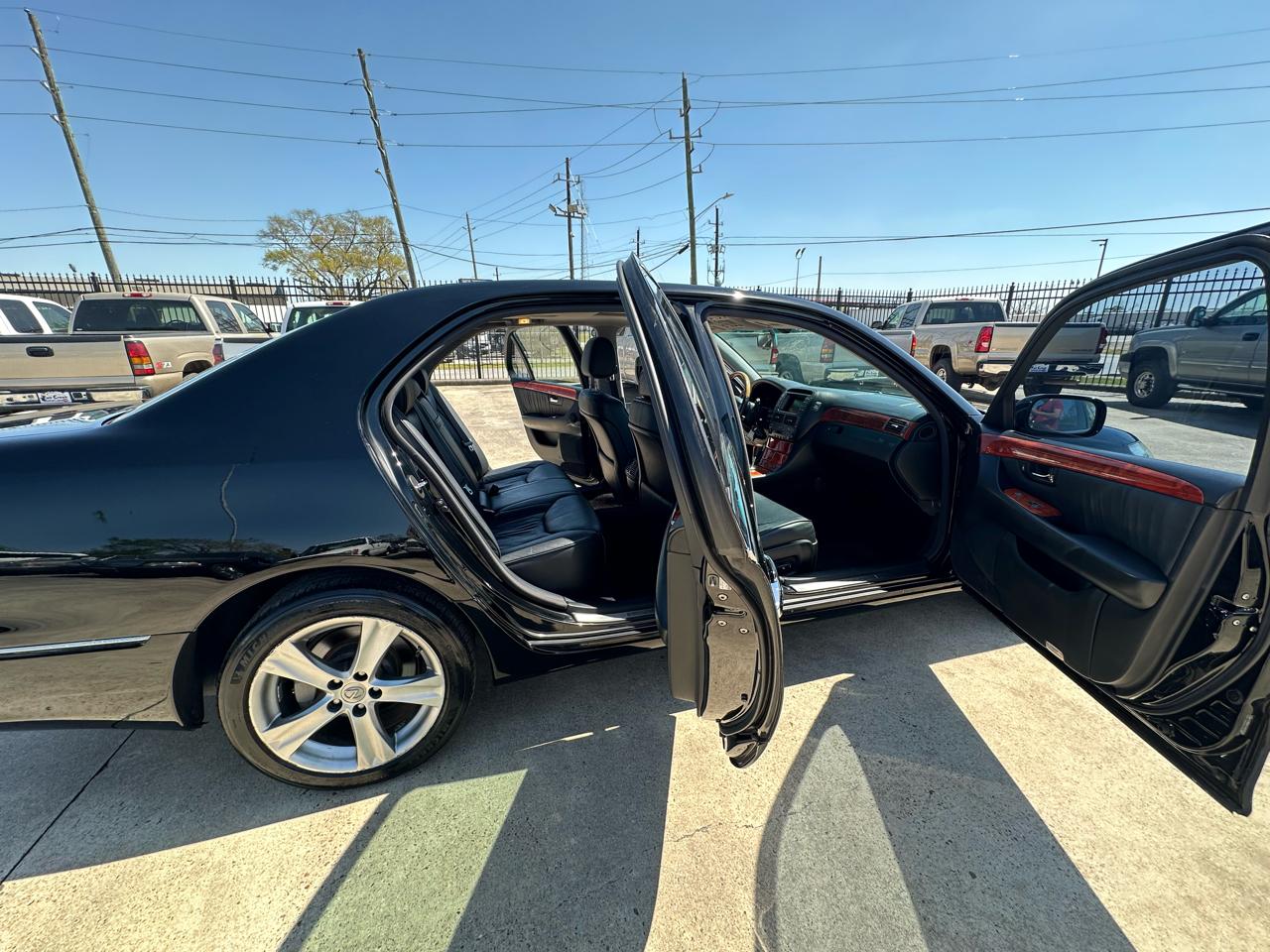 Lexus LS 430 Sedan 2006