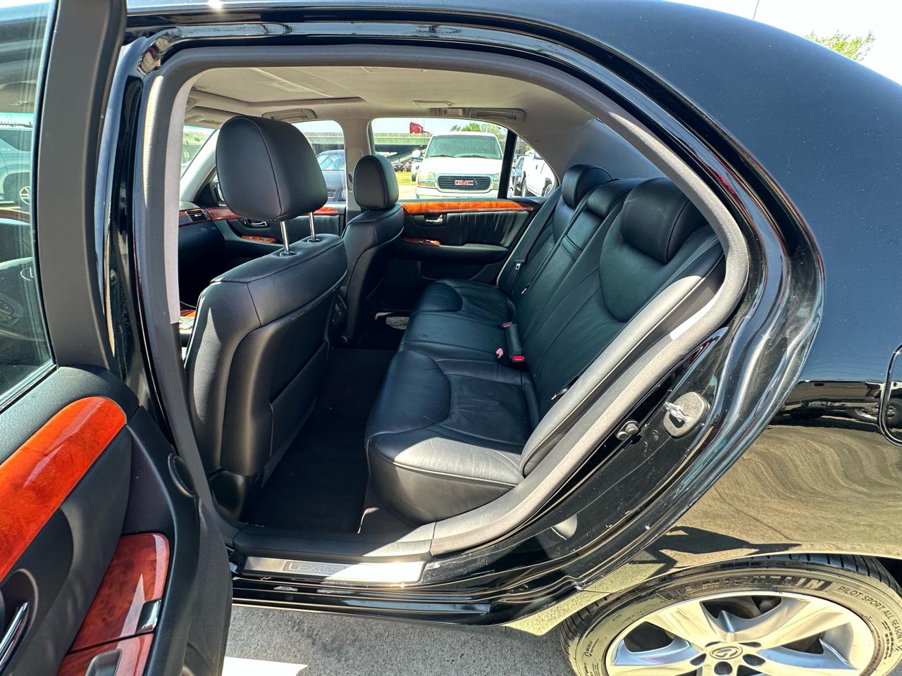 Lexus LS 430 Sedan 2006