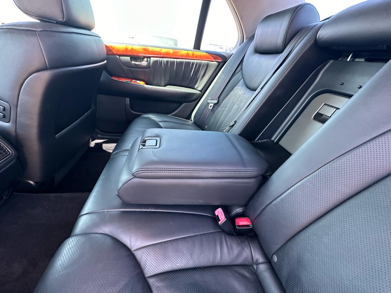 Lexus LS 430 Sedan 2006