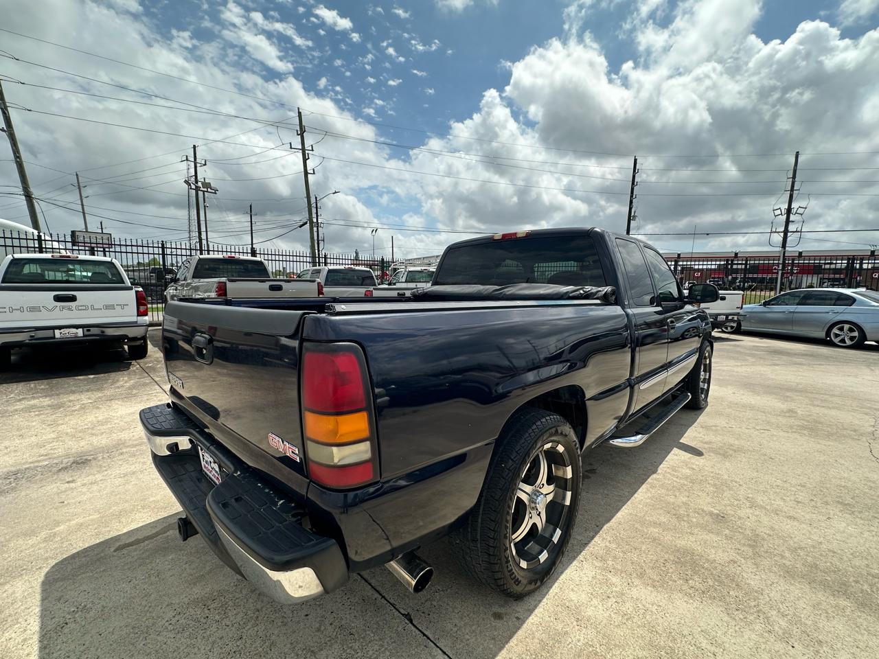 GMC Sierra 1500 SLT Ext. Cab Short Bed 2WD 2004