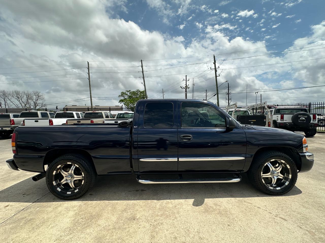 GMC Sierra 1500 SLT Ext. Cab Short Bed 2WD 2004