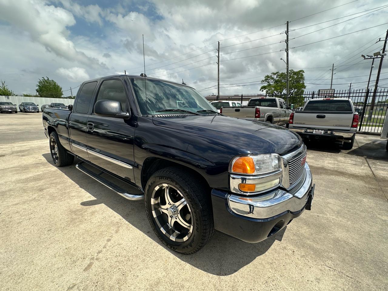 GMC Sierra 1500 SLT Ext. Cab Short Bed 2WD 2004