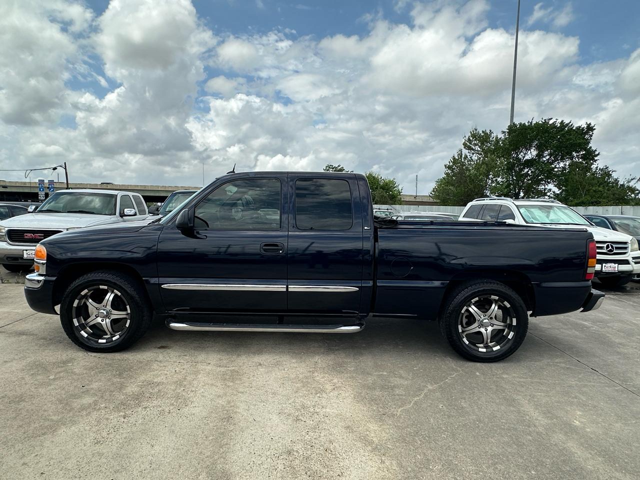 GMC Sierra 1500 SLT Ext. Cab Short Bed 2WD 2004
