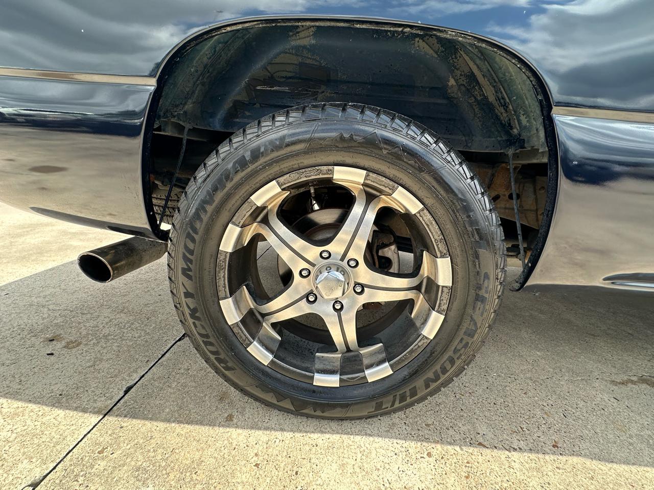 GMC Sierra 1500 SLT Ext. Cab Short Bed 2WD 2004