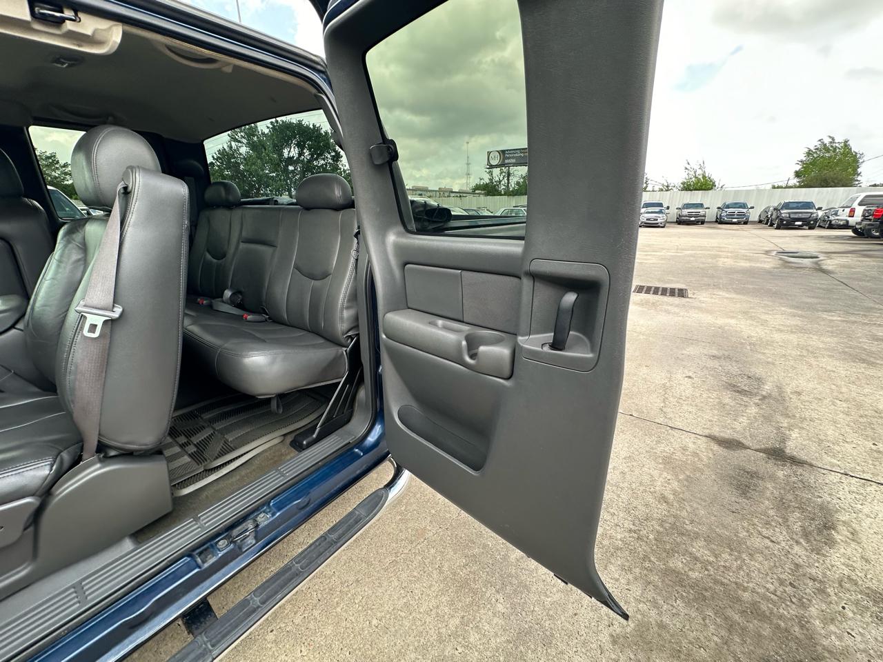 GMC Sierra 1500 SLT Ext. Cab Short Bed 2WD 2004