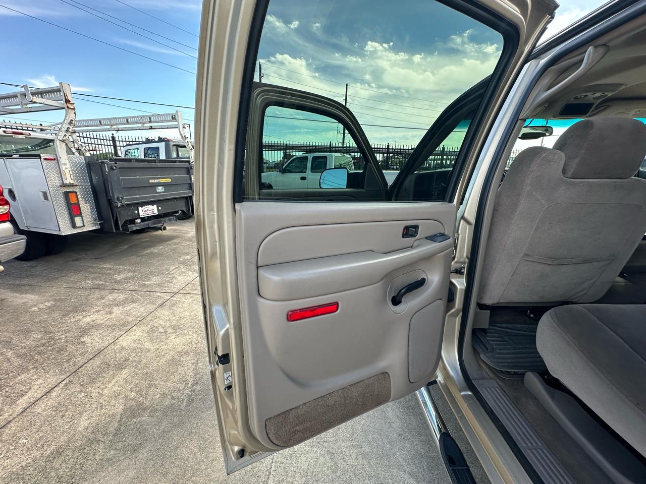 GMC Sierra 2500 SLE Crew Cab 2WD 2004