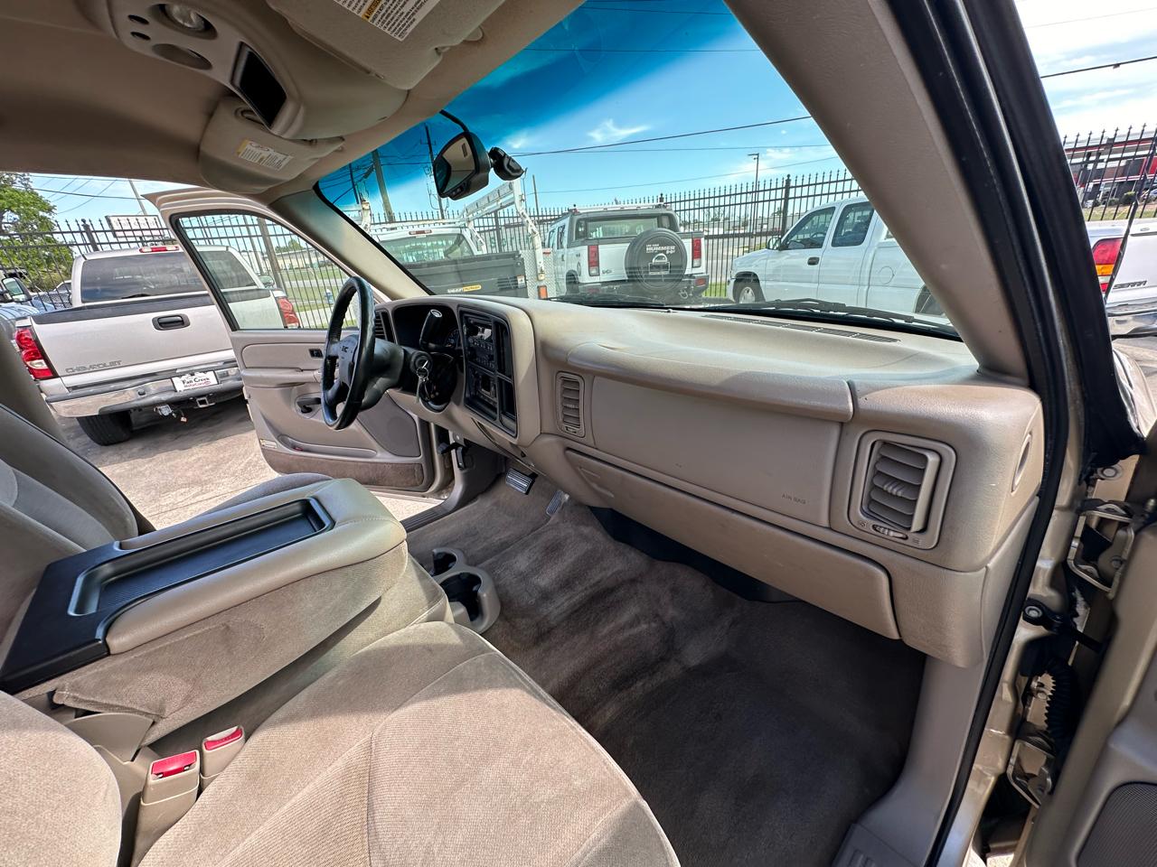 GMC Sierra 2500 SLE Crew Cab 2WD 2004