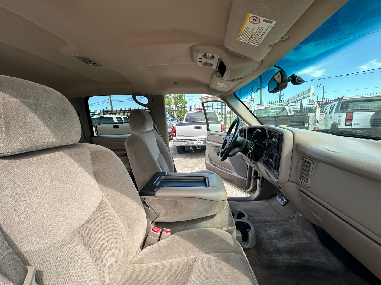 GMC Sierra 2500 SLE Crew Cab 2WD 2004