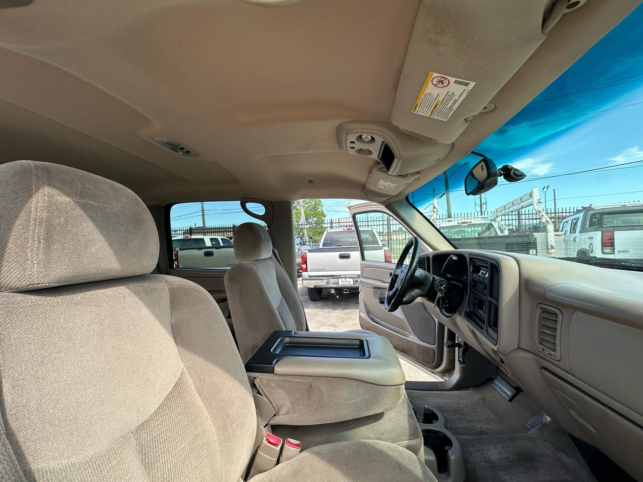 GMC Sierra 2500 SLE Crew Cab 2WD 2004