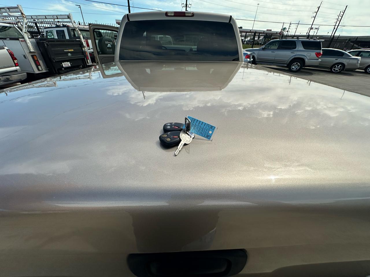 GMC Sierra 2500 SLE Crew Cab 2WD 2004