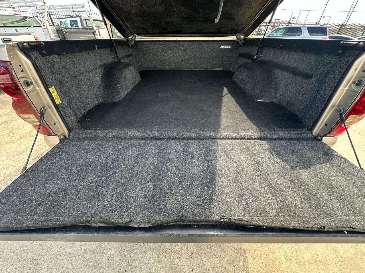 GMC Sierra 2500 SLE Crew Cab 2WD 2004