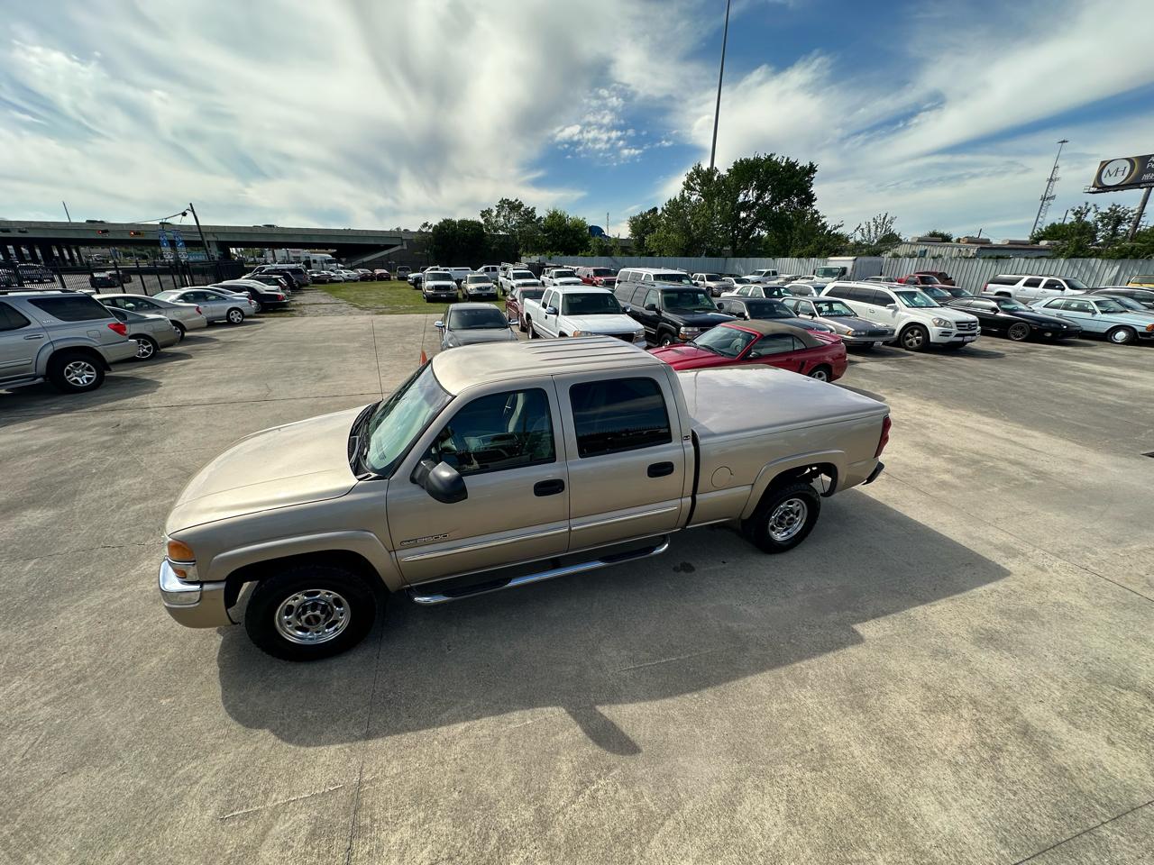 GMC Sierra 2500 SLE Crew Cab 2WD 2004