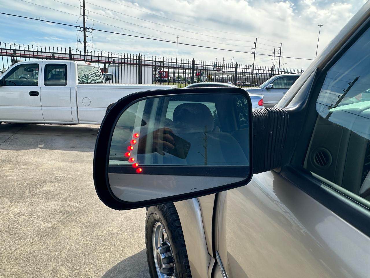 GMC Sierra 2500 SLE Crew Cab 2WD 2004