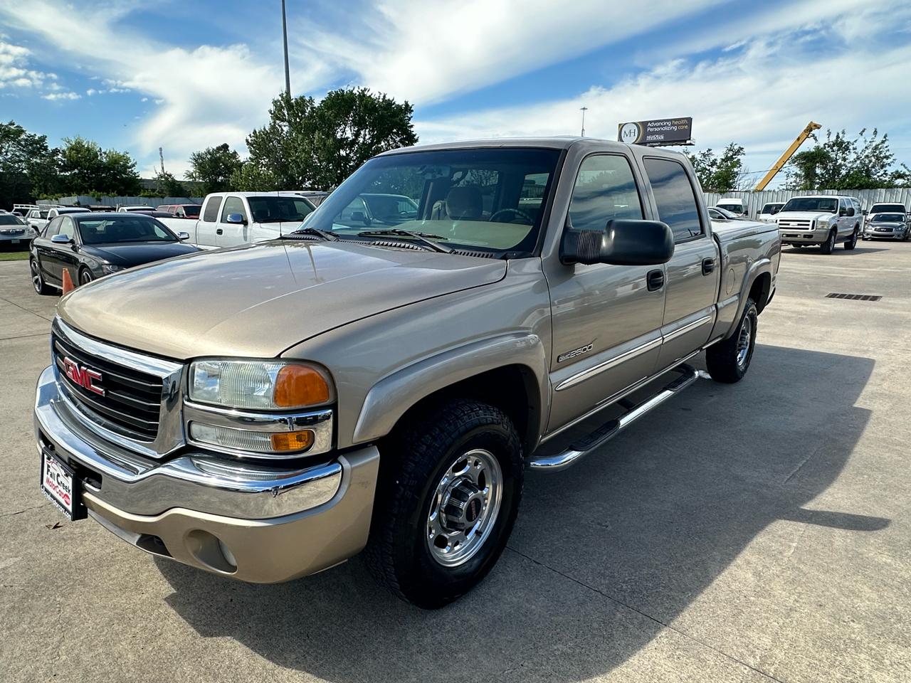 GMC Sierra 2500 SLE Crew Cab 2WD 2004