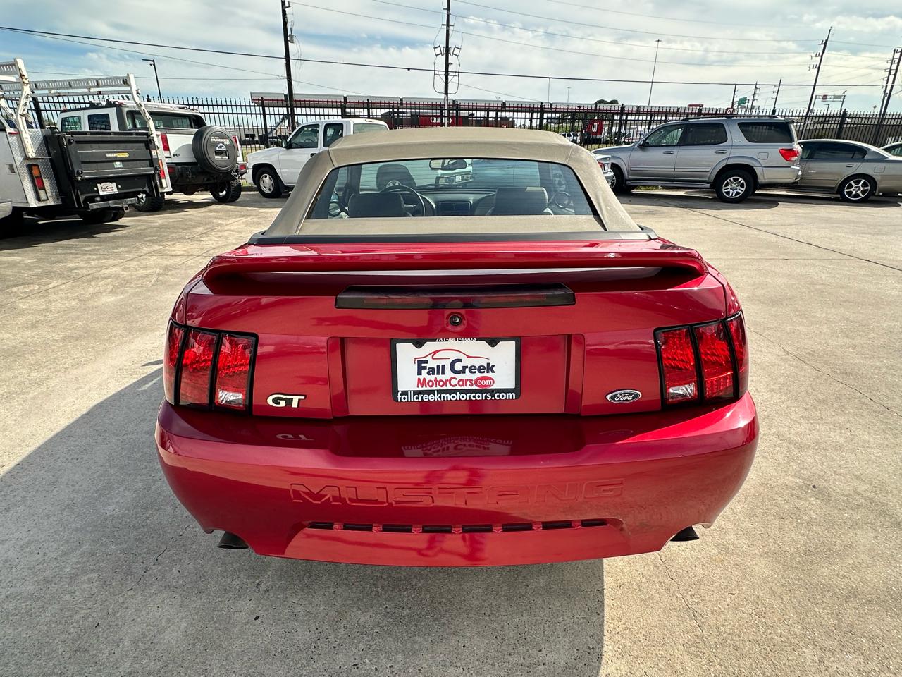 Ford Mustang GT convertible 1999
