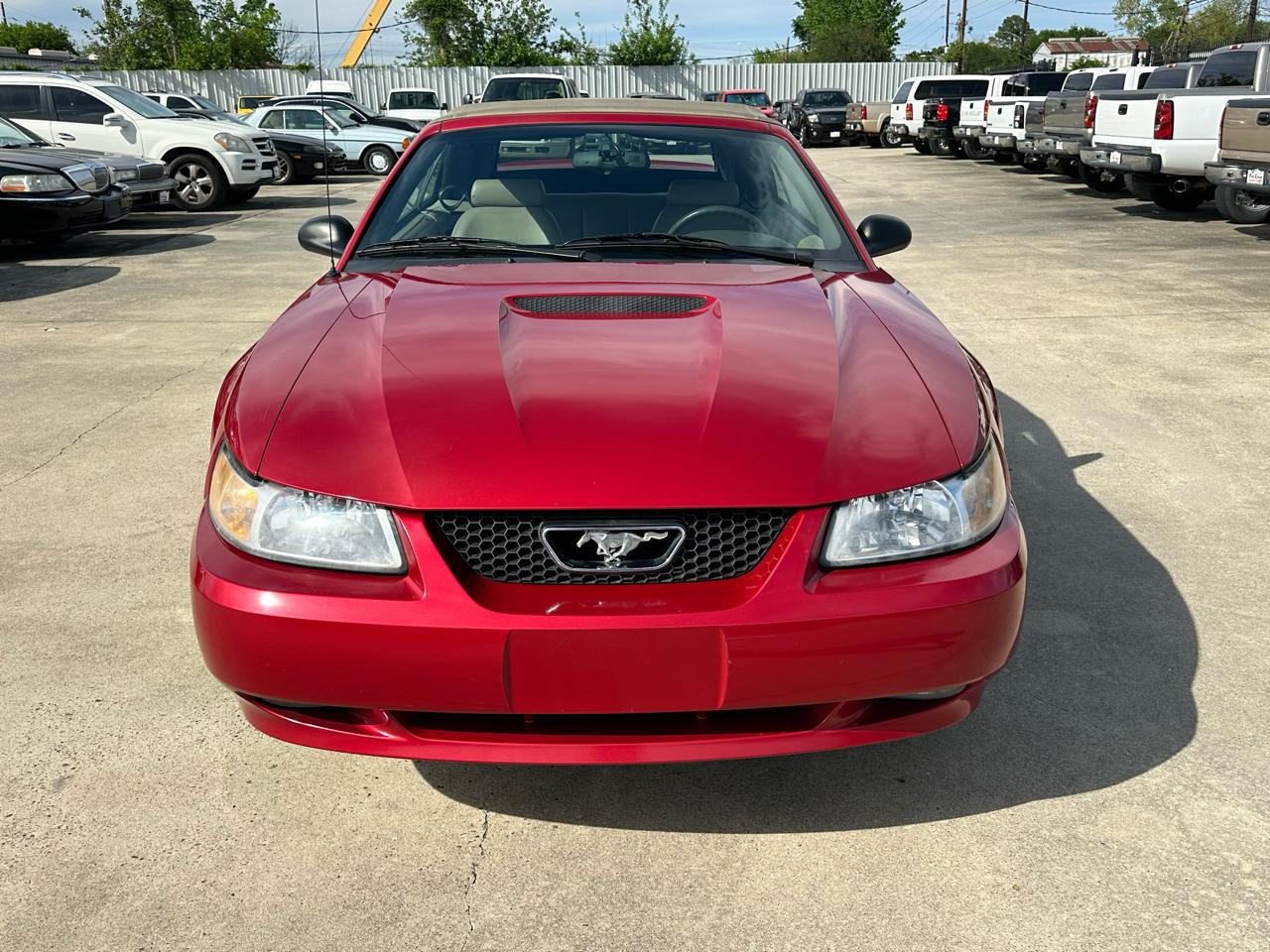 Ford Mustang GT convertible 1999