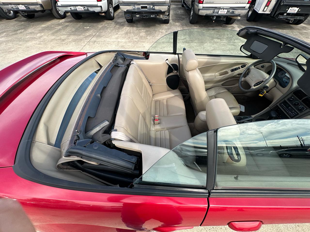 Ford Mustang GT convertible 1999