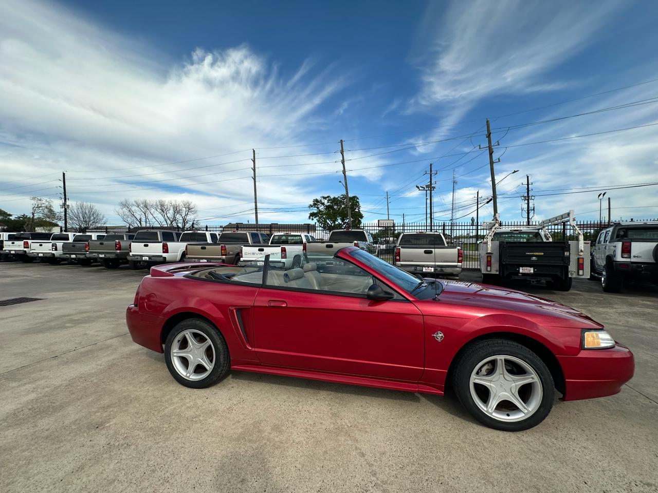 Ford Mustang GT convertible 1999