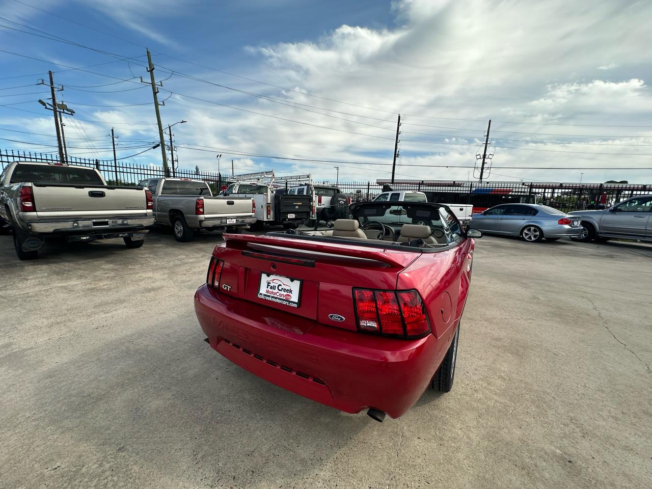 Ford Mustang GT convertible 1999