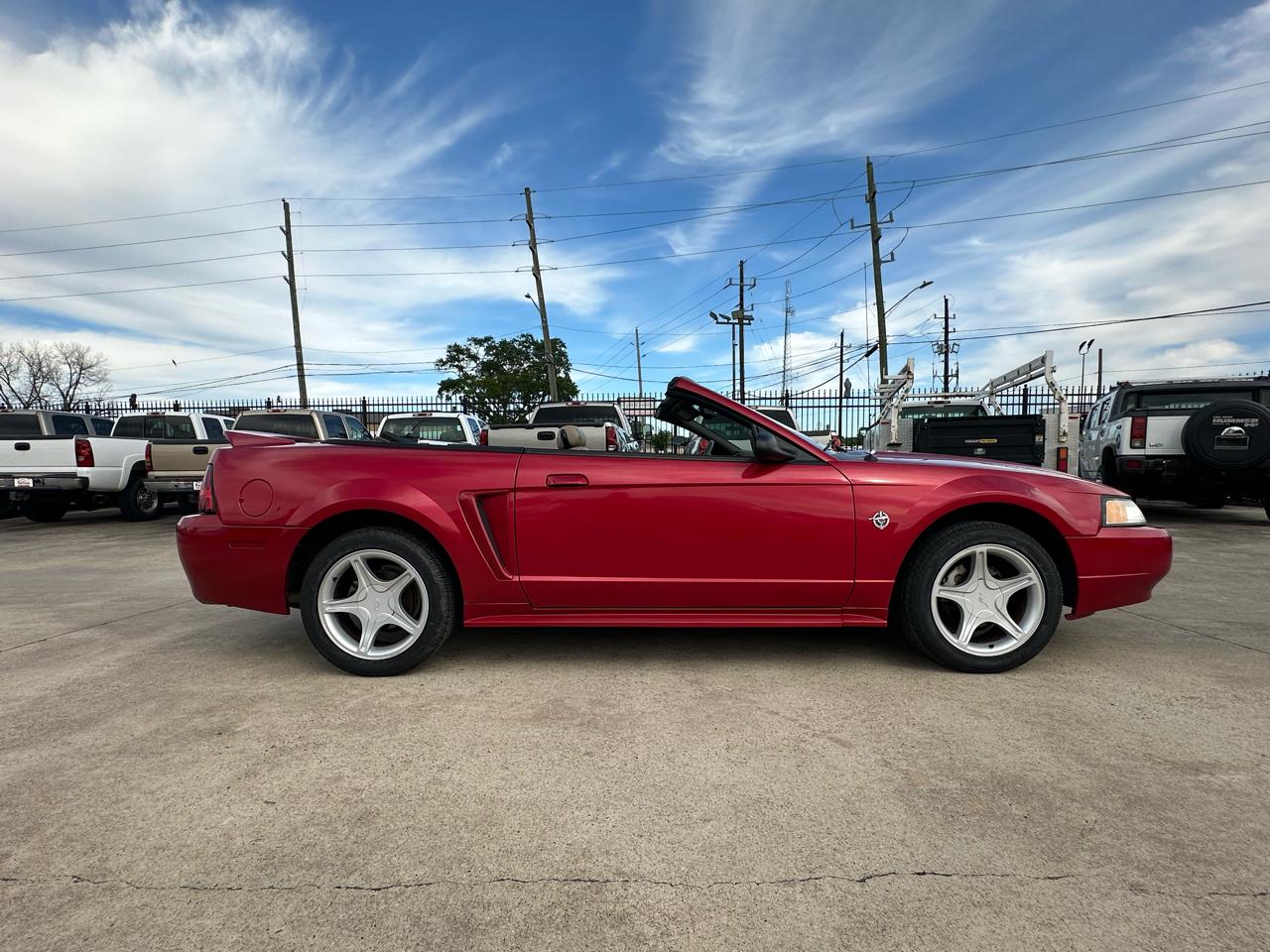 Ford Mustang GT convertible 1999