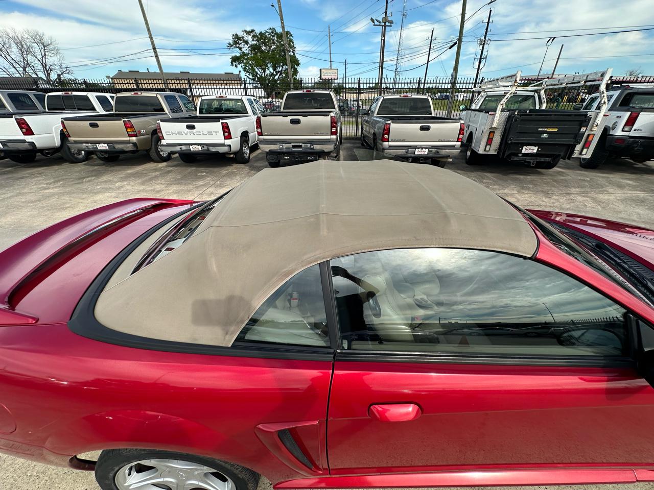 Ford Mustang GT convertible 1999