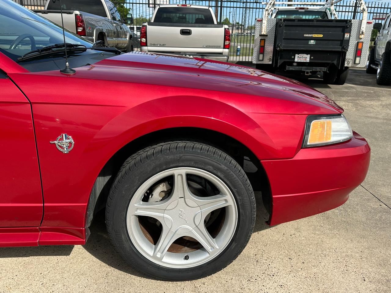 Ford Mustang GT convertible 1999