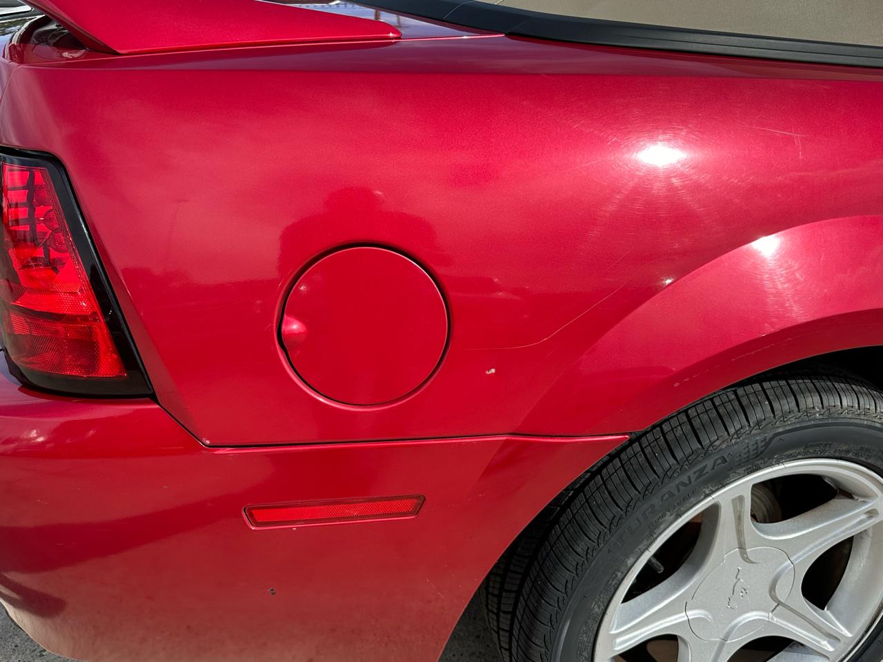 Ford Mustang GT convertible 1999